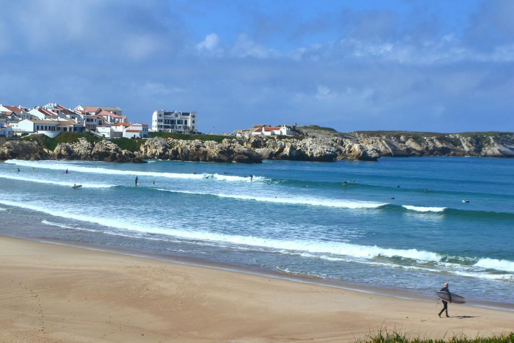 A Pousada Surf House Peniche Baleal Exterior foto